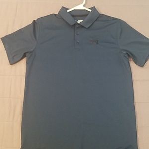 Underarmor Boys short sleeve polo shirt